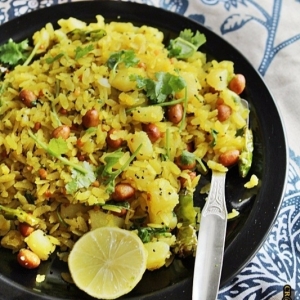 maharashtrian kanda poha