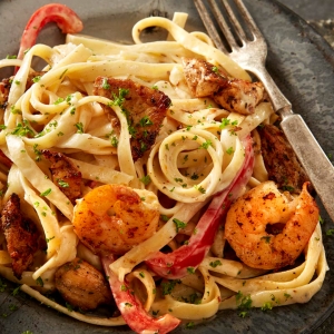 CAJUN SHRIMP & CHICKEN PASTA