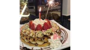 İYİ Kİ DOĞDUN WAFFLE (ÇİFT KAT)