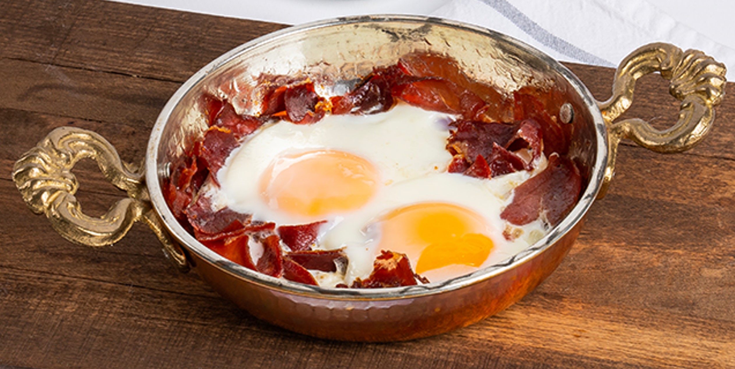 Pastırmalı Yumurta