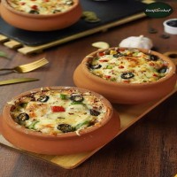 Chicken Mushroom Kulhad Pizza