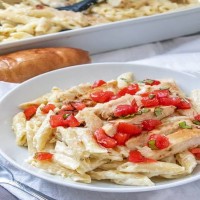 CHICKEN TOMATO ALFREDO PASTA