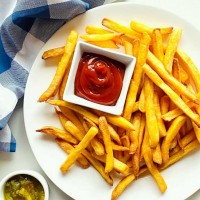 FINGER FRIES WITH SAUCE