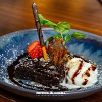 STRAWBERRY SIZZLING BOWNIE