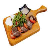 Бұзау еті тілімдерінен медальондар / Медальоны из Телятины / Veal Medallions