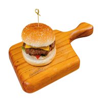 Сиыр етінен бургер / Говяжий бургер / Beef burger