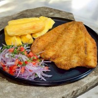 🐟 Trucha Frita – Crocante por fuera, jugosa por dentro