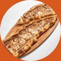 Kıymalı Kaşarlı Yumurtalı Pide