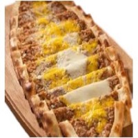 Kuşbaşılı Kaşarlı Yumurtalı Pide